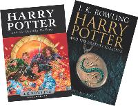 Deux couvertures différentes pour le dernier Harry Potter. L'une pour les enfants, l'autre pour les adultes.