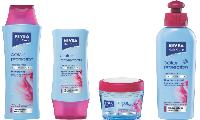 Nivea arrive en force au rayon capillaire avec des shampoings, après-shampoings, masques et baumes adaptés à tous les types de cheveux.