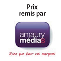 L'agence Nurun, pour Lacoste, a reçu le Trophée Stratégie de marque des mains de Bertrand Augustin, directeur commercial d'Amaury médias, debout à droite.
