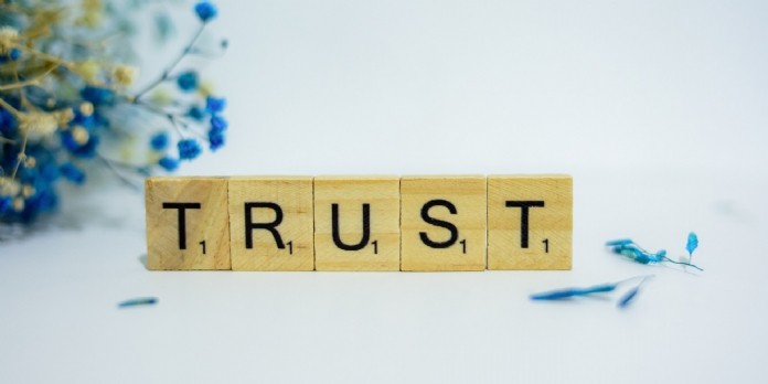 Pourquoi la confiance s'érode entre les marques et leurs clients ?