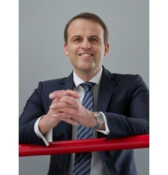 Gilbert den Bekker est nommé directeur marketing and sales de Panalpina France